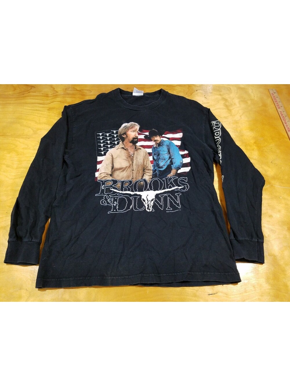 Brooks & Dunn 2004 Red Dirt Road Tour Black Long Sleeve T-Shirt Large